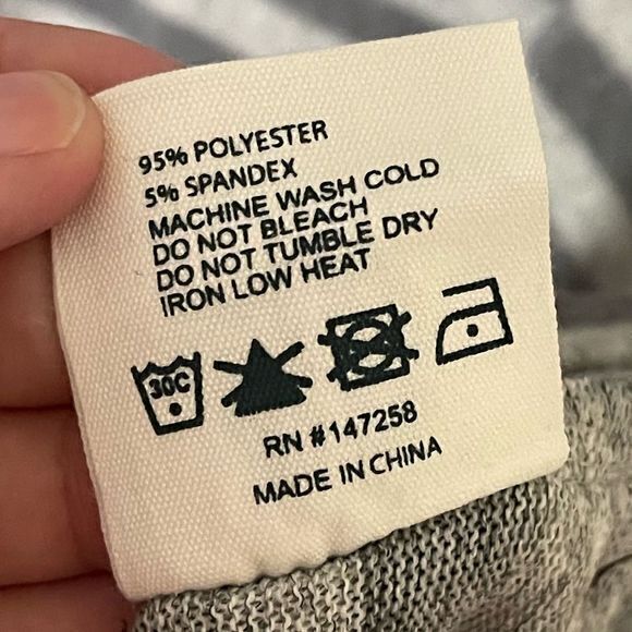 NWT Simply Southern Striped Polyester Shirt Gray Size Small - Picture 4 of 4